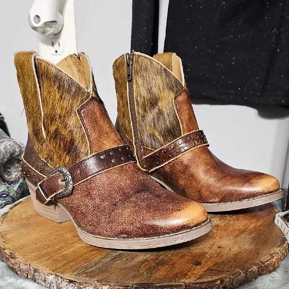 Stylish Brown Ankle Boots with Studded Strap - Picture 1 of 6